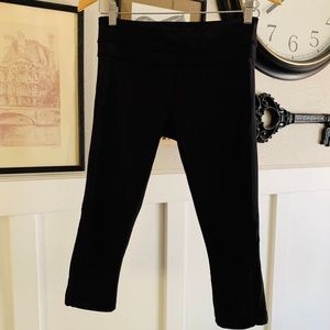 Lululemon Cropped Legging size 8 k007